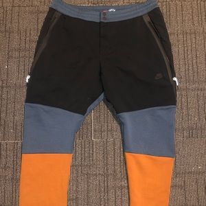 Nike tech woven jogger sweatpants